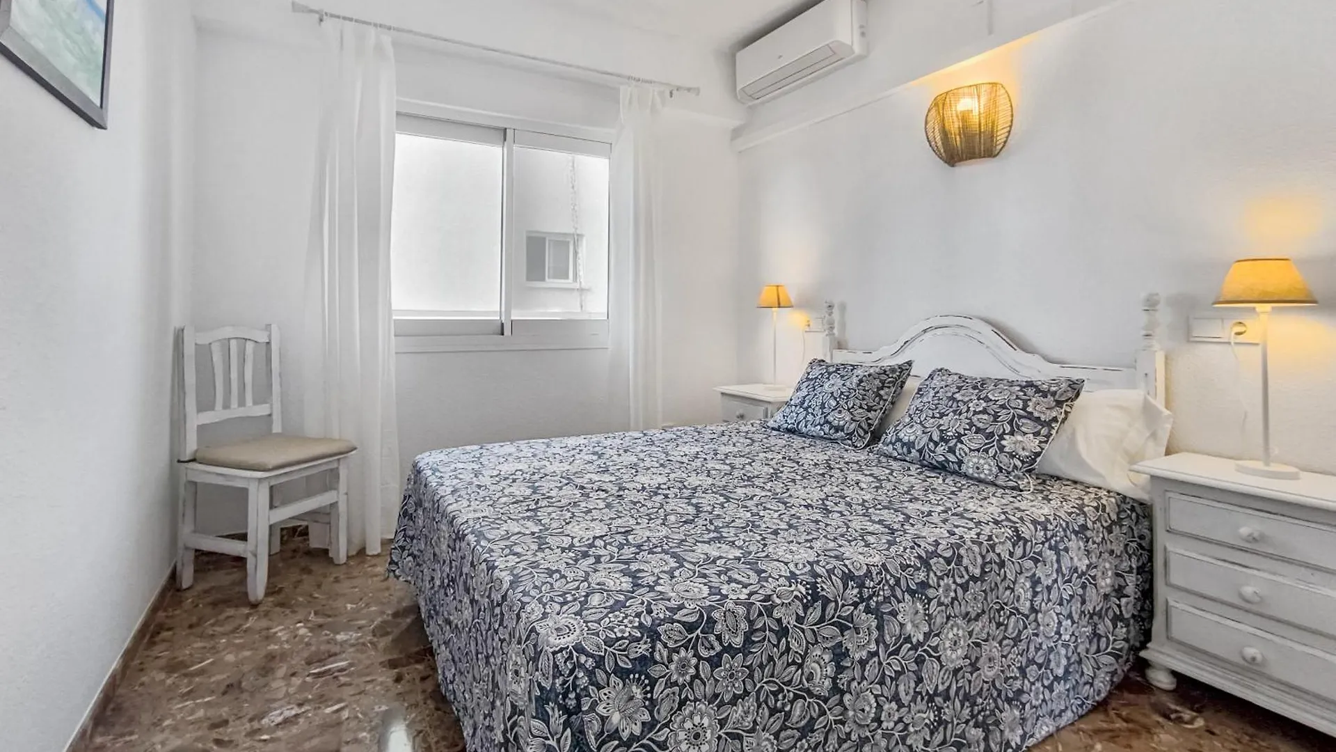 פואנגירולה Apartamento Niza Playa I