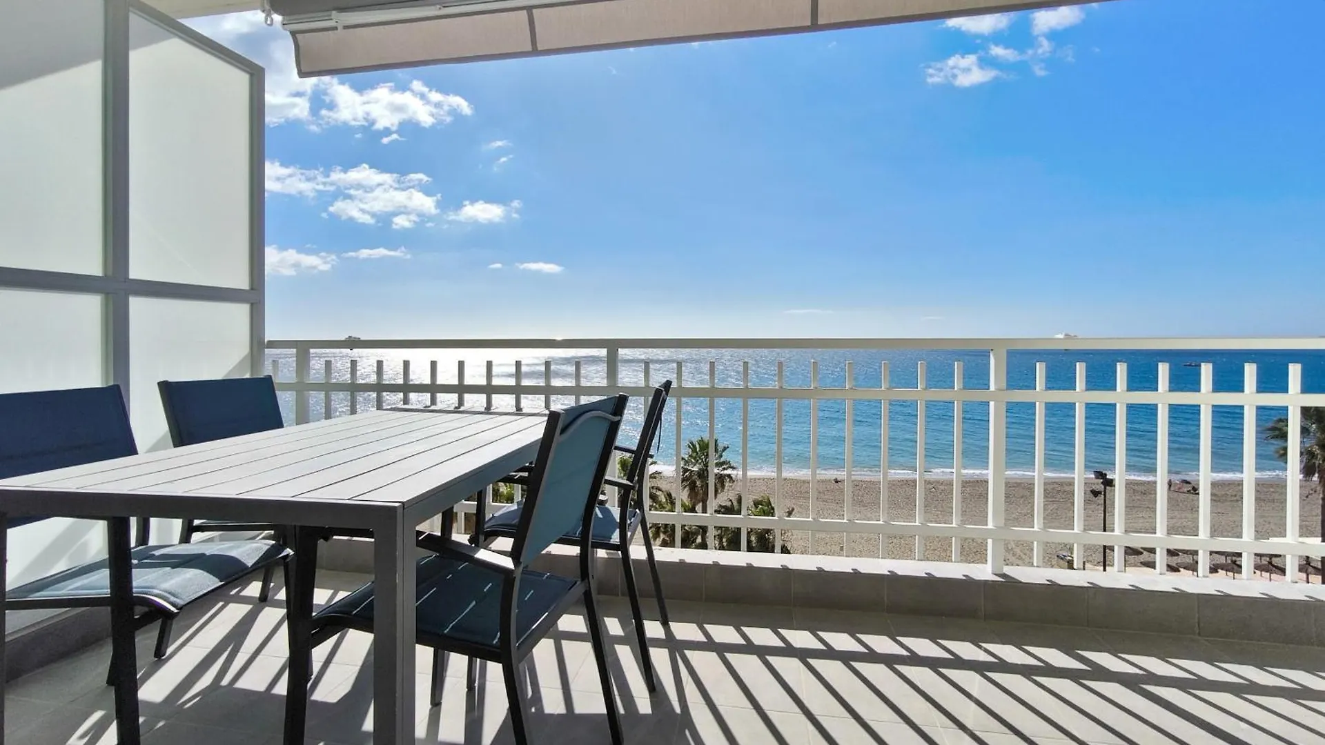 פואנגירולה Apartamento Niza Playa I דירה